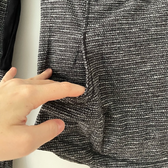 Lululemon Quarter Zip | Women’s Size 2 | Heather Grey - Picture 5 of 8